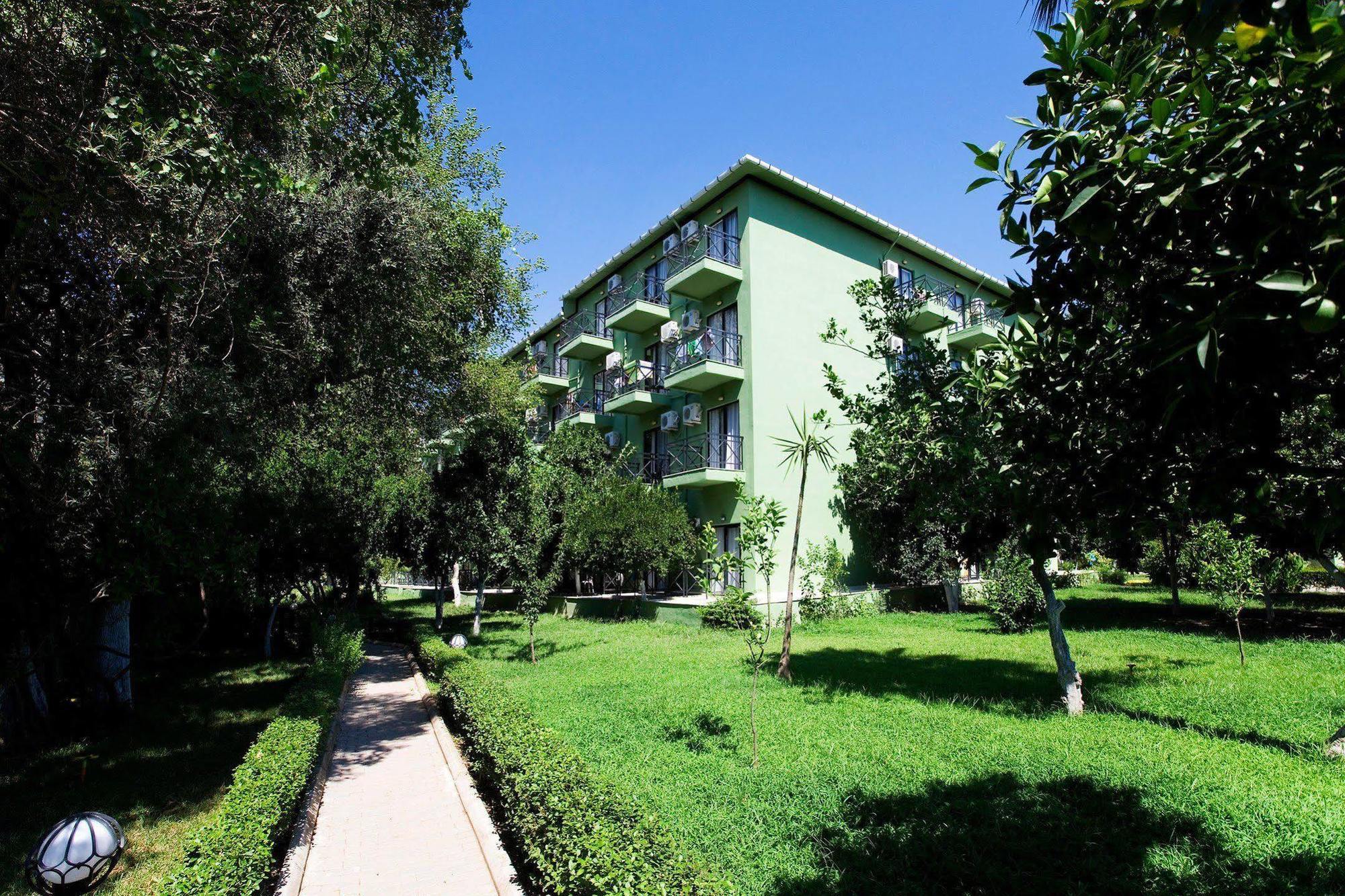 Larissa Garden Hotel Kemer Exteriör bild
